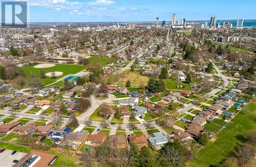 6808 Corwin Crescent, Niagara Falls (Dorchester), ON - Outdoor With View