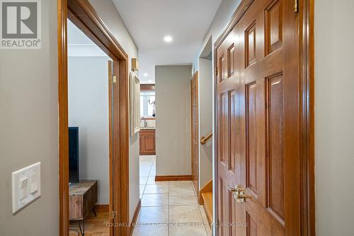 6808 Corwin Crescent, Niagara Falls (Dorchester), ON - Indoor Photo Showing Other Room