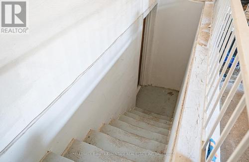 6808 Corwin Crescent, Niagara Falls (Dorchester), ON - Indoor Photo Showing Other Room