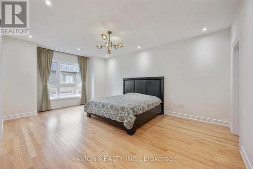 2417 Edward Leaver Trail, Oakville, ON - Indoor Photo Showing Bedroom