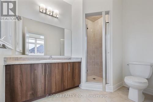 2417 Edward Leaver Trail, Oakville, ON - Indoor Photo Showing Bathroom