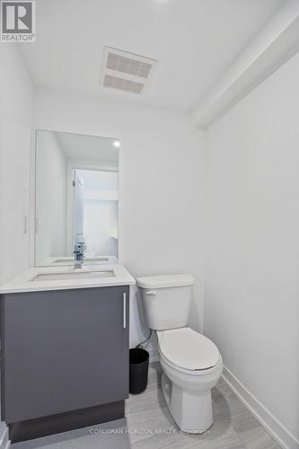 2 - 8 Marquette Avenue, Toronto, ON - Indoor Photo Showing Bathroom
