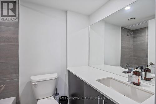 2 - 8 Marquette Avenue, Toronto, ON - Indoor Photo Showing Bathroom