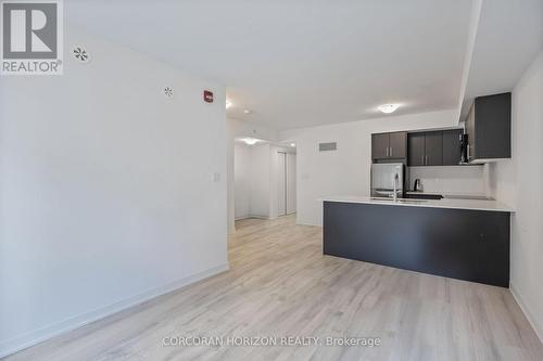 2 - 8 Marquette Avenue, Toronto, ON - Indoor Photo Showing Kitchen