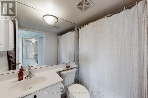 1611 - 231 Fort York Boulevard, Toronto, ON - Indoor Photo Showing Bathroom