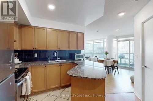 1611 - 231 Fort York Boulevard, Toronto, ON - Indoor Photo Showing Kitchen With Double Sink
