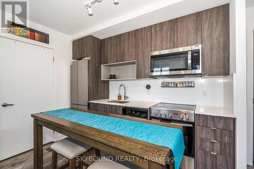 # 805 - 630 Greenwood Avenue, Toronto, ON - Indoor