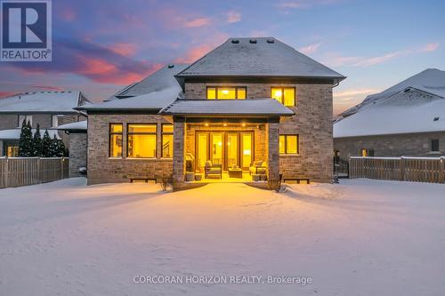 908 Fall Harvest Court, Kitchener, ON - Outdoor