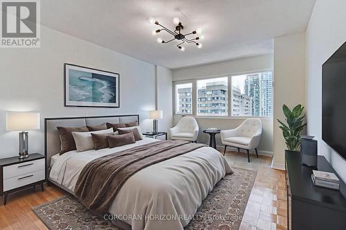 1909 - 1580 Mississauga Valley Boulevard, Mississauga, ON - Indoor Photo Showing Bedroom