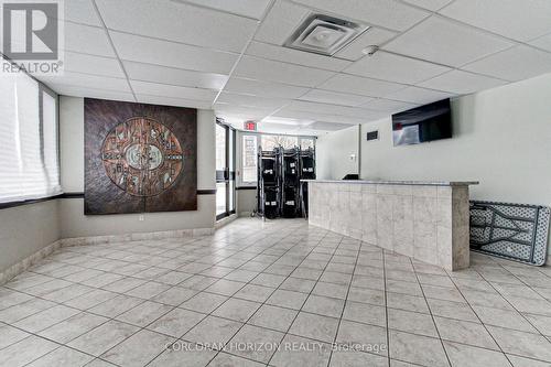 1909 - 1580 Mississauga Valley Boulevard, Mississauga, ON - Indoor Photo Showing Other Room