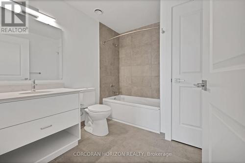 1904 - 15 Glebe Street, Cambridge, ON - Indoor Photo Showing Bathroom