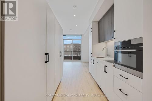 313 - 741 King Street W, Kitchener, ON - Indoor Photo Showing Kitchen