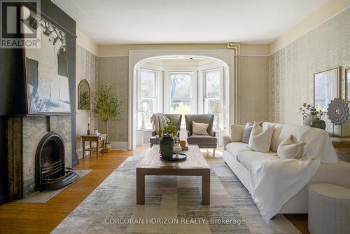 78 William Street W, Waterloo, ON - Indoor Photo Showing Living Room With Fireplace