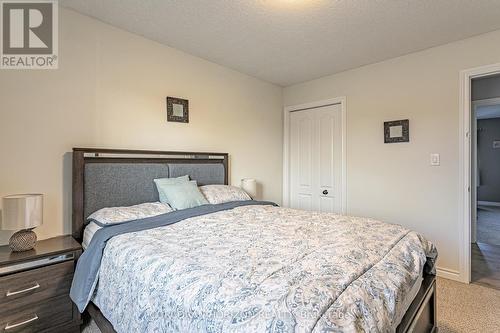 13 Ridgewood Court, Woodstock, ON - Indoor Photo Showing Bedroom