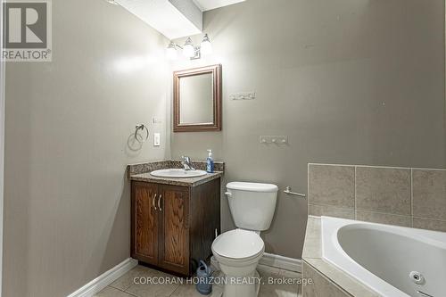 13 Ridgewood Court, Woodstock, ON - Indoor Photo Showing Bathroom