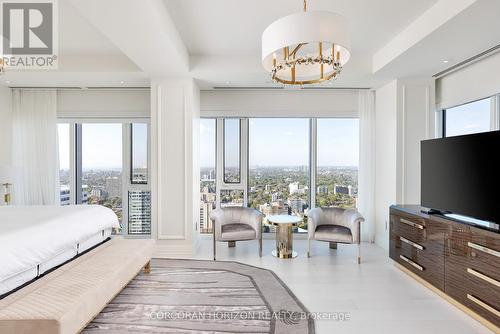 3802 - 200 Cumberland Street, Toronto, ON - Indoor Photo Showing Bedroom
