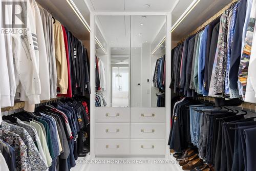 3802 - 200 Cumberland Street, Toronto, ON - Indoor With Storage