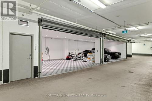 3802 - 200 Cumberland Street, Toronto, ON - Indoor Photo Showing Garage