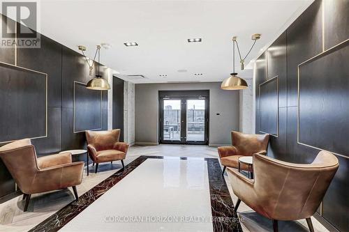 521 - 330 Richmond St Street W, Toronto, ON - Indoor Photo Showing Other Room