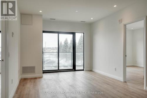 222 - 525 New Dundee Road, Kitchener, ON - Indoor Photo Showing Other Room