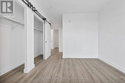 901 - 50 Grand Avenue S, Cambridge, ON - Indoor