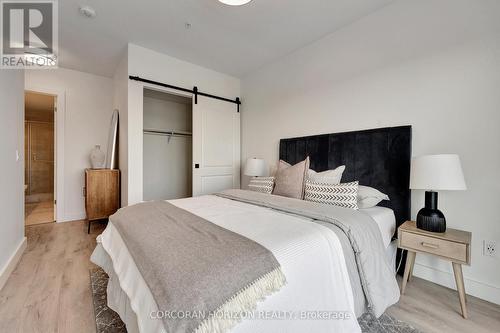 1511 - 15 Glebe Street, Cambridge, ON - Indoor Photo Showing Bedroom