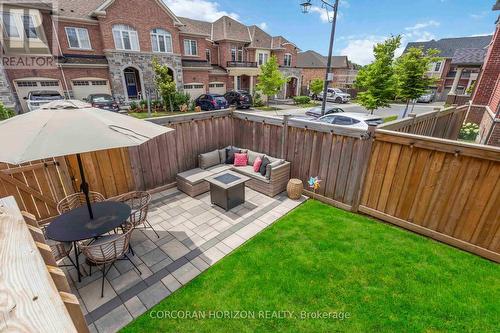 81 Dundonald Trail, Newmarket, ON - Outdoor