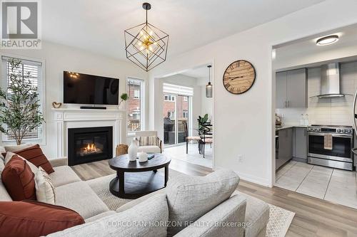 81 Dundonald Trail, Newmarket, ON - Indoor Photo Showing Living Room With Fireplace