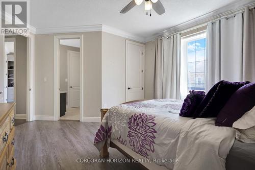 8 - 258 Edgewater Crescent, Kitchener, ON - Indoor Photo Showing Bedroom