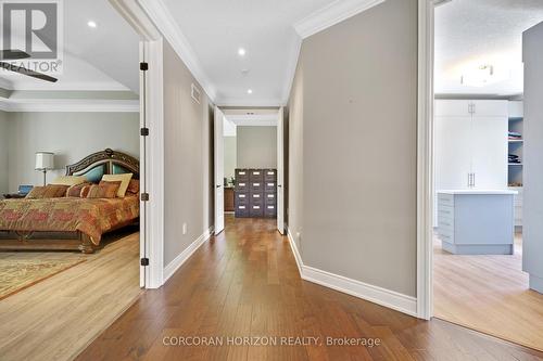 8 - 258 Edgewater Crescent, Kitchener, ON - Indoor Photo Showing Bedroom