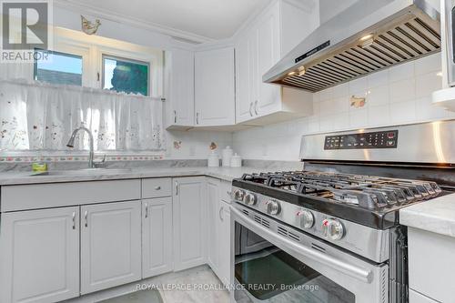 25 Mills Road, Brighton, ON - Indoor Photo Showing Kitchen