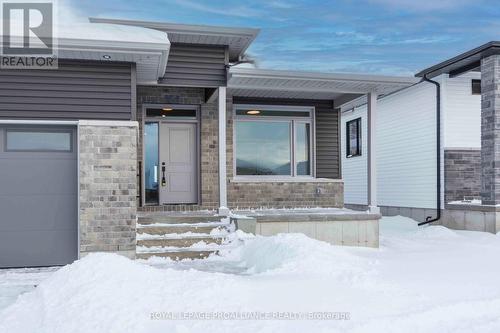 29 Schmidt Way, Quinte West (Murray Ward), ON - Outdoor