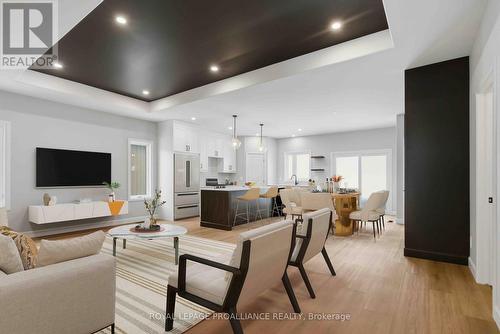 29 Schmidt Way, Quinte West (Murray Ward), ON - Indoor Photo Showing Living Room