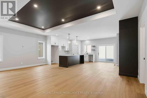 29 Schmidt Way, Quinte West (Murray Ward), ON - Indoor Photo Showing Kitchen