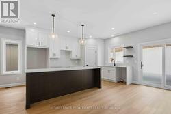 Photo has been virtually staged - 