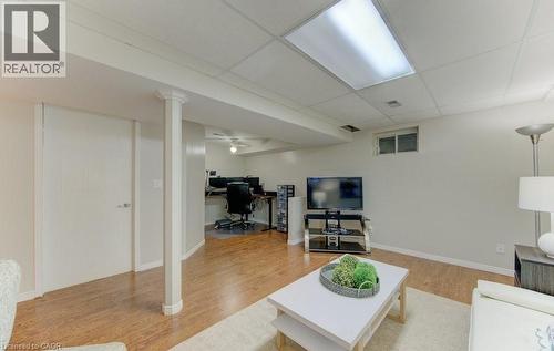 23 Michelle Court, Kitchener, ON - Indoor Photo Showing Living Room