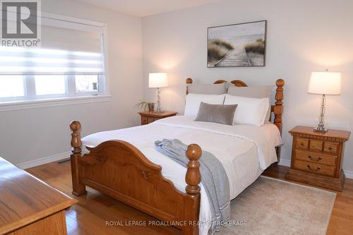 166 Ellesmeer Avenue, Kingston (City Northwest), ON - Indoor Photo Showing Bedroom