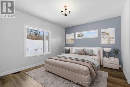 27 Schmidt Way, Quinte West (Murray Ward), ON - Indoor Photo Showing Bedroom