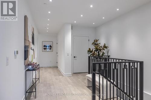 Th2 - 1 Strathgowan Avenue, Toronto, ON - Indoor Photo Showing Other Room