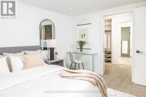 Th2 - 1 Strathgowan Avenue, Toronto, ON - Indoor Photo Showing Bedroom