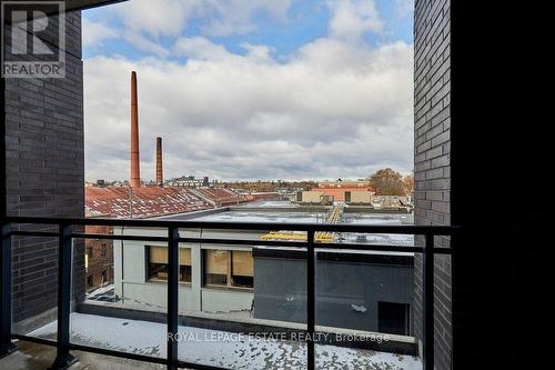 525 - 1190 Dundas Street E, Toronto, ON - Outdoor With Balcony