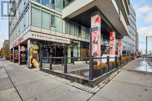 525 - 1190 Dundas Street E, Toronto, ON - Outdoor With Balcony