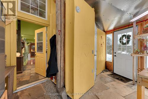 6014 Main Street, Frontenac (Frontenac South), ON - Indoor Photo Showing Other Room