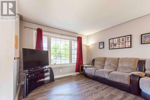 35 Forest Valley Drive, Quinte West (Frankford Ward), ON - Indoor Photo Showing Living Room