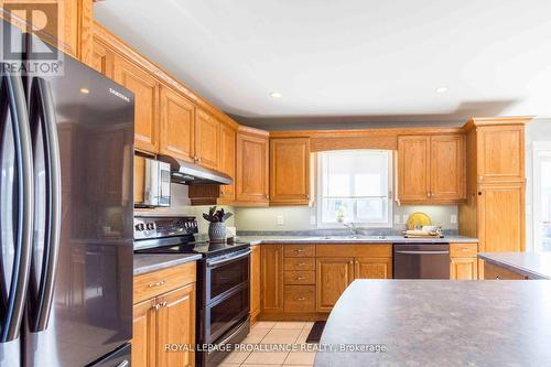 35 Forest Valley Drive, Quinte West (Frankford Ward), ON - Indoor Photo Showing Kitchen