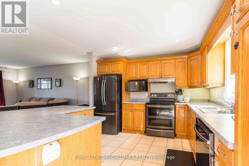 35 Forest Valley Drive, Quinte West (Frankford Ward), ON - Indoor Photo Showing Kitchen