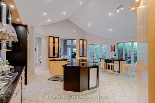 34 Harrington Place, Hamilton, ON - Indoor