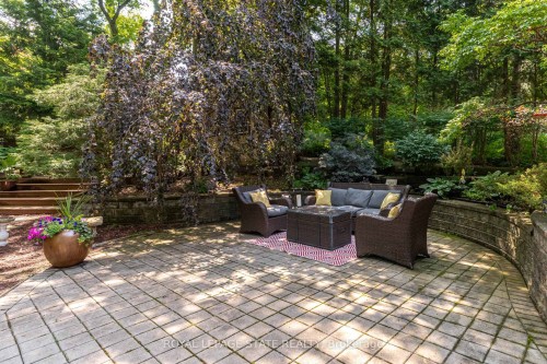 34 Harrington Place, Hamilton, ON - Outdoor