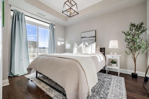 401-35 Fontenay Court, Toronto, ON - Indoor Photo Showing Bedroom