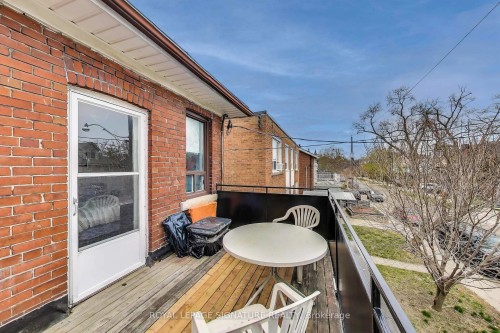 232 Pacific Avenue, Toronto, ON 